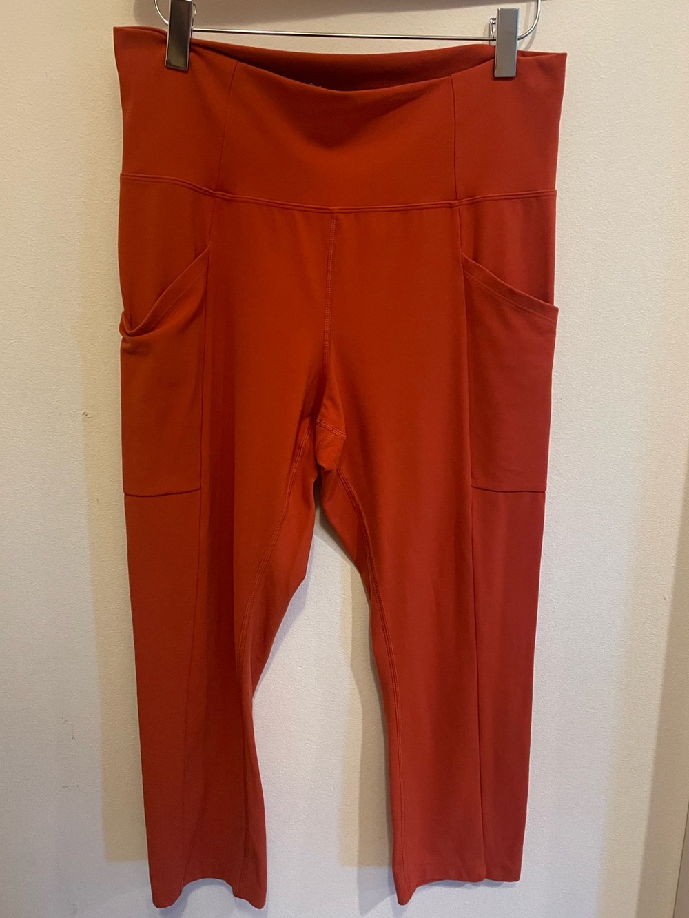 REI Rust Orange High-Rise Capri Leggings with Side Pockets